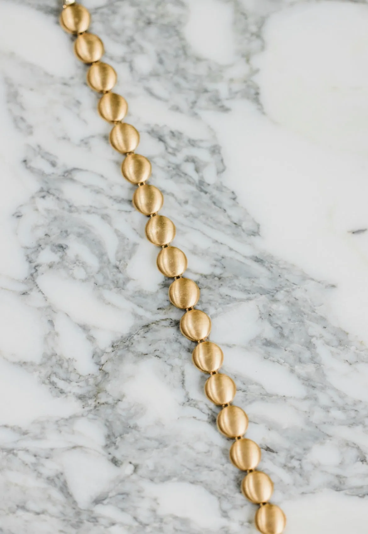 14kt yellow gold silky satin round bracelet