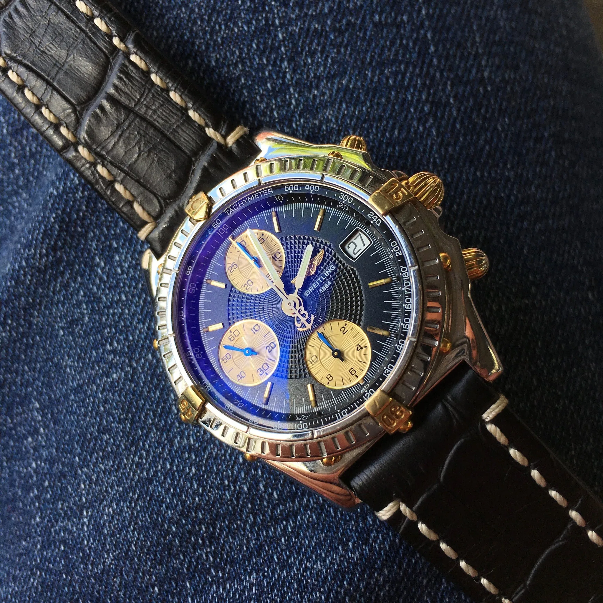 Breitling Chronomat B13050.1 Chronograph Two Tone Steel Gold Black Automatic Wristwatch