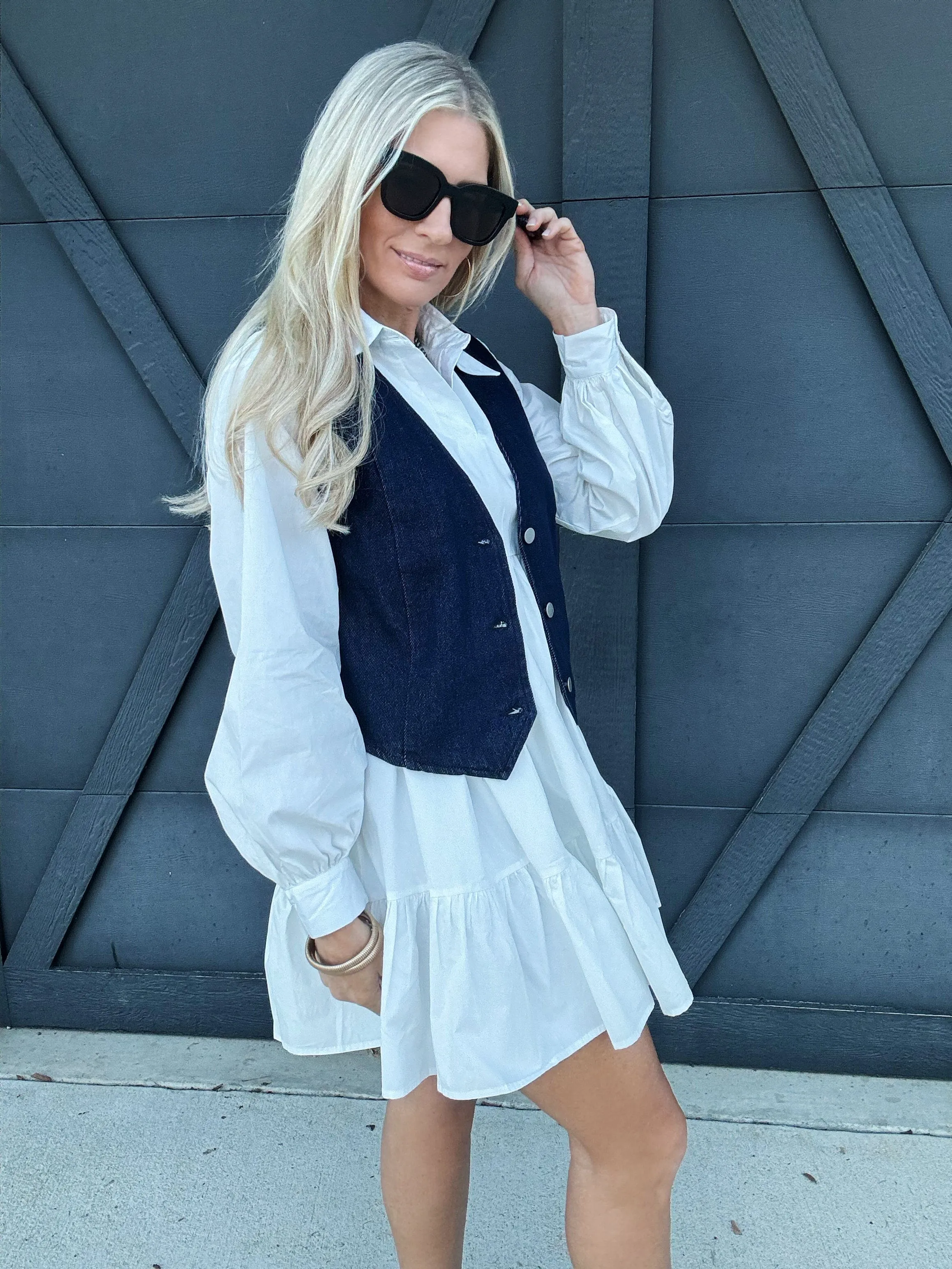 Button Down Washed Denim Vest In Indigo