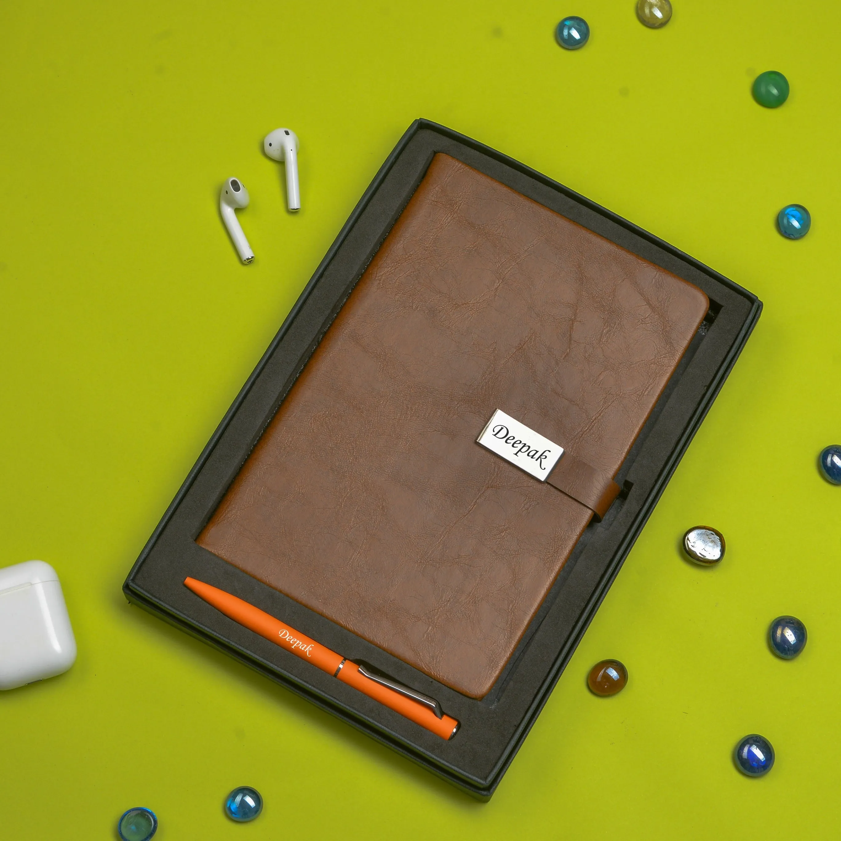 Classy Metal Flip Diary   Classic Metal Pen - Brown