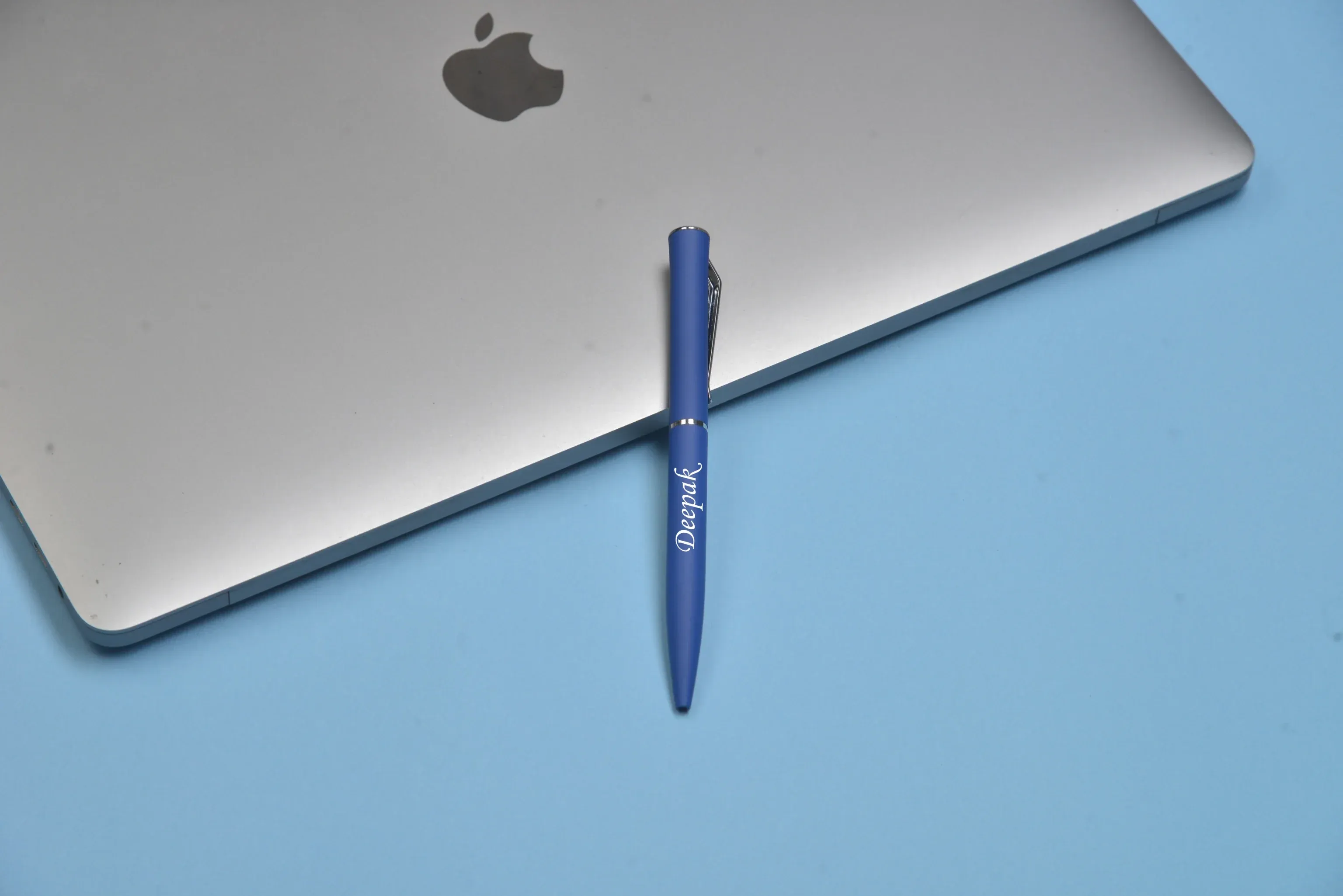 Classy Metal Flip Diary   Classic Metal Pen   Classy Leather Metal Keychain   Classy Card Holder - Blue