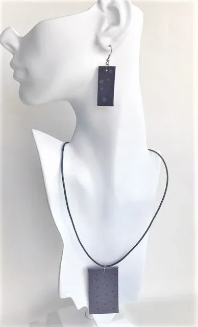 Collette necklace and earrings set