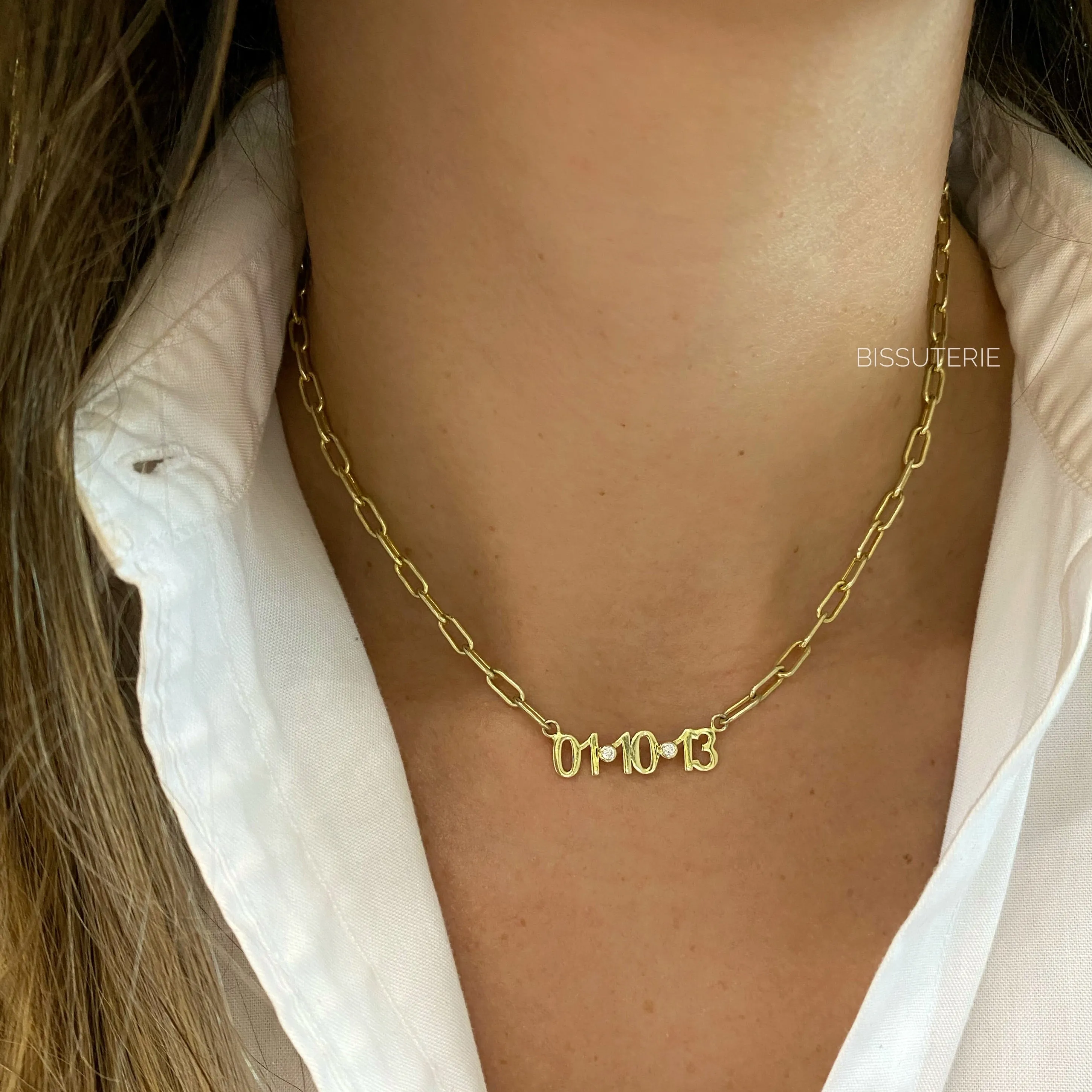 Flat Date Bezel Necklace