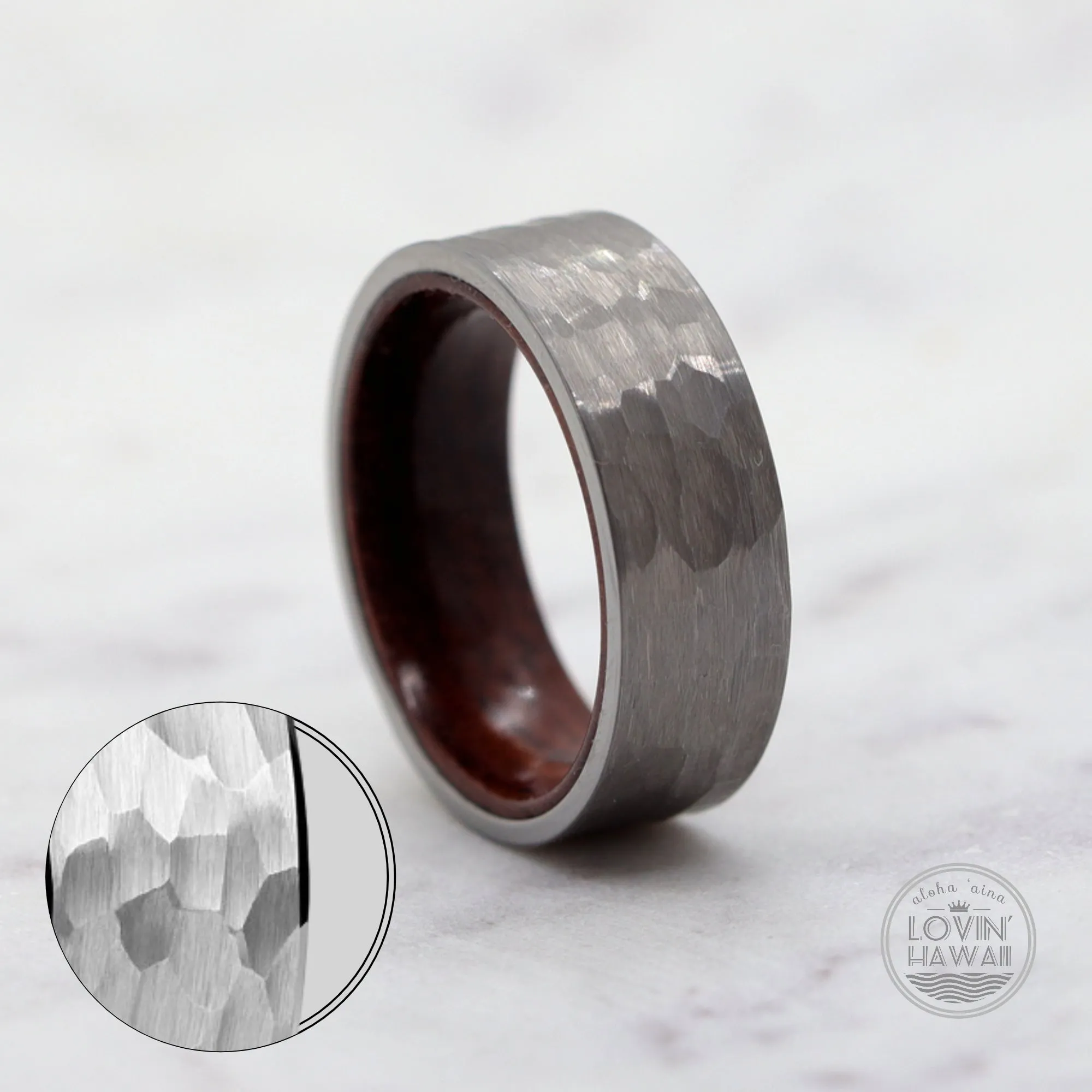 Hammered Brushed Tungsten Carbide Ring With Koa Wood Inlaid ( 8mm width )