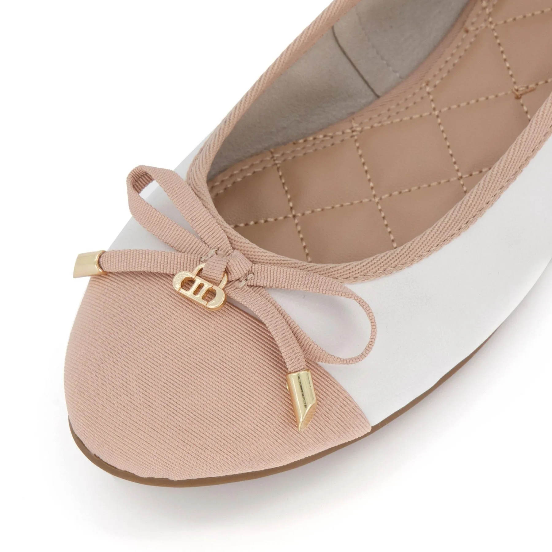 HARTLYN - WHITE