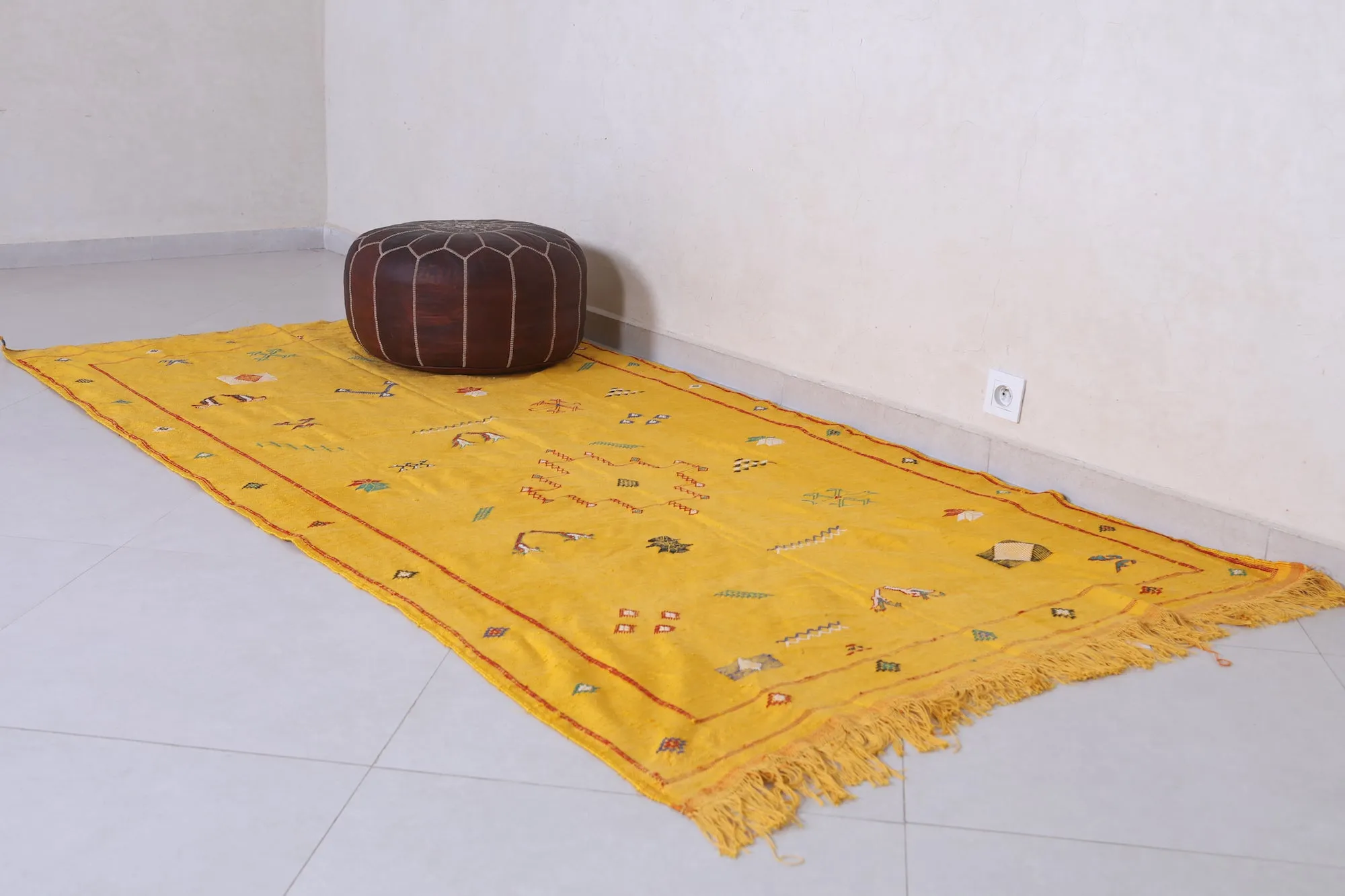 Kilim rug - Moroccan yellow flat woven rug - Handmade rug