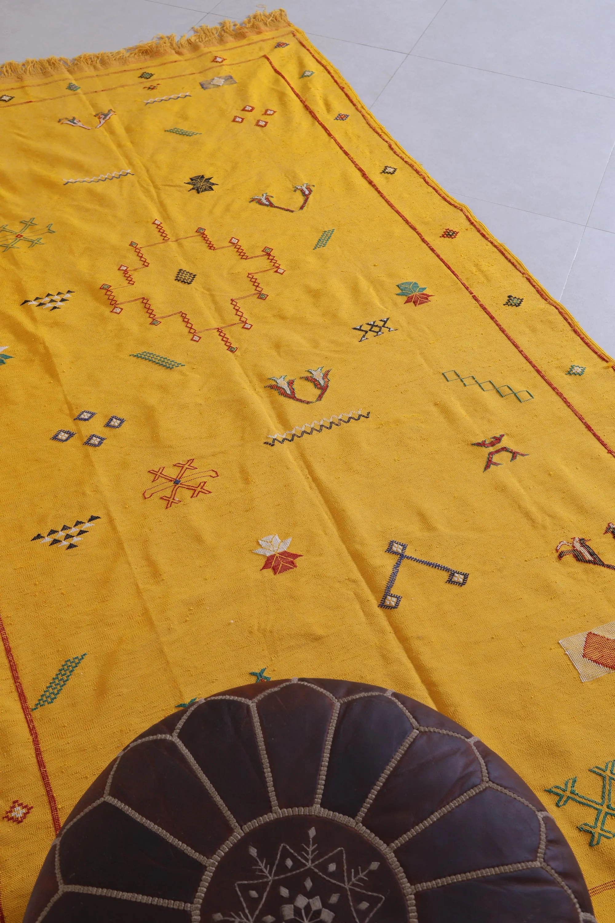 Kilim rug - Moroccan yellow flat woven rug - Handmade rug