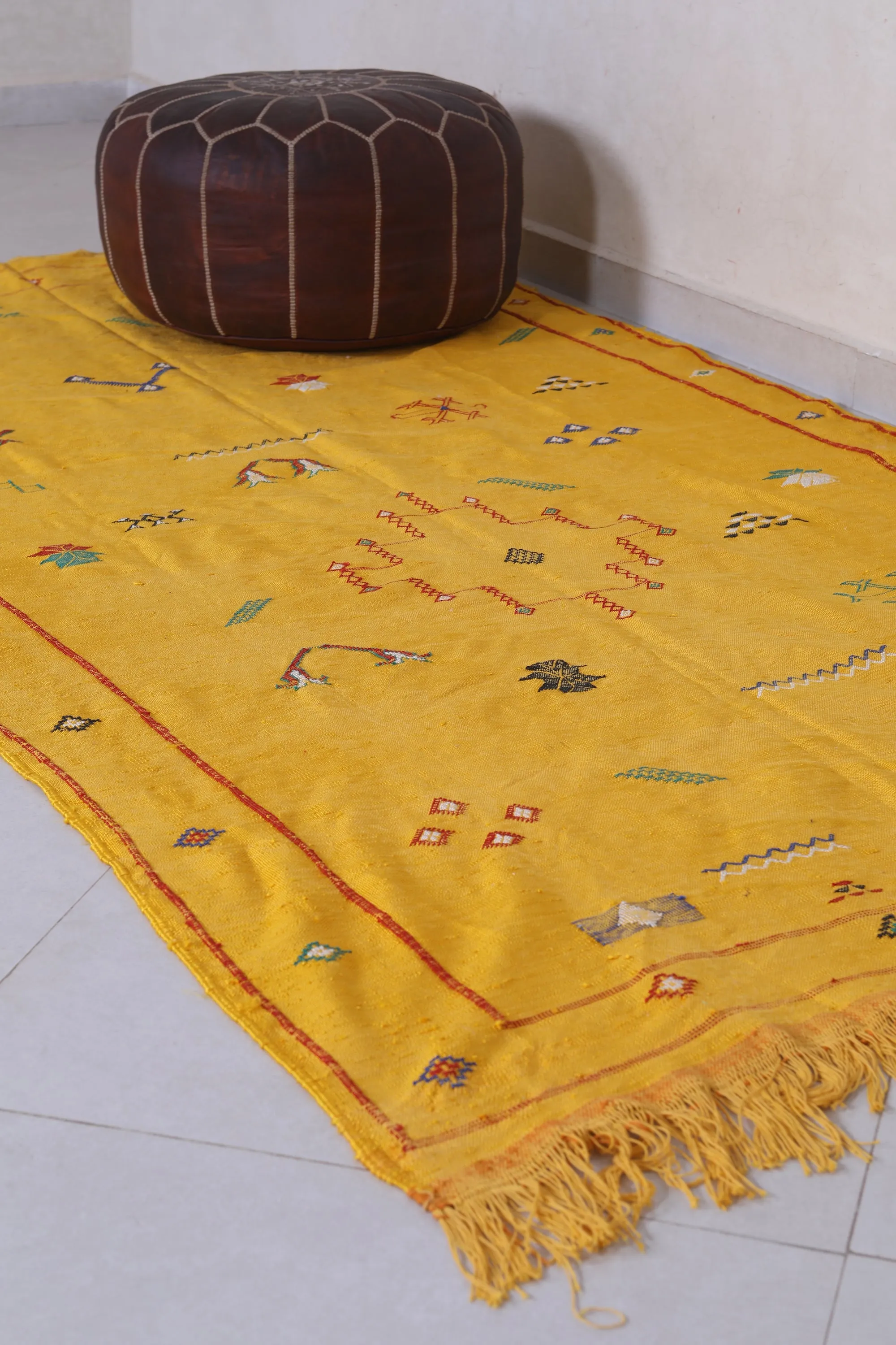 Kilim rug - Moroccan yellow flat woven rug - Handmade rug