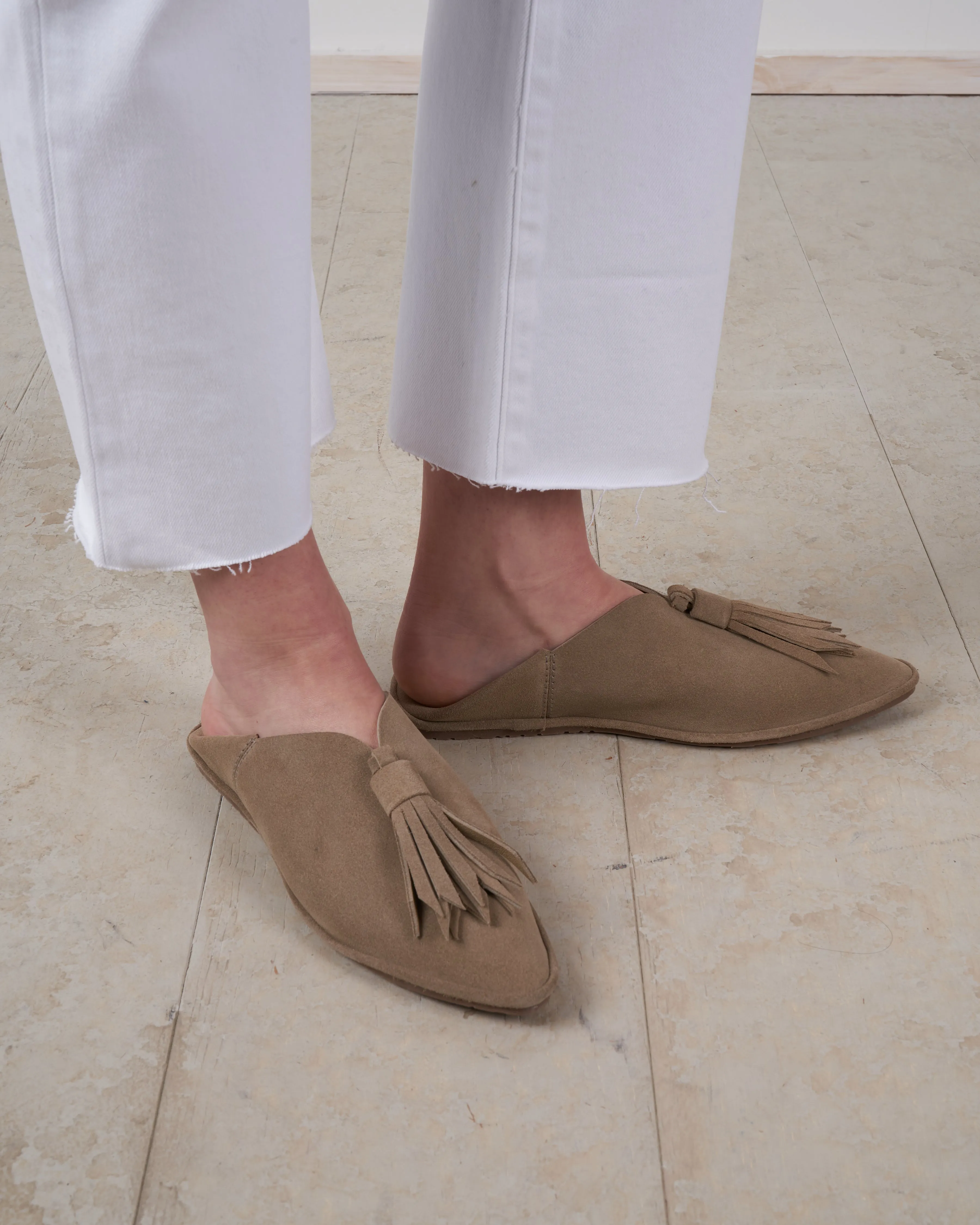 lubna slide - oak castoro