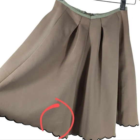 Manoush Neo Jupe Pleated A-Line Tan Black Knee Length Skirt Scalloped Edges 10