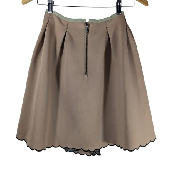 Manoush Neo Jupe Pleated A-Line Tan Black Knee Length Skirt Scalloped Edges 10