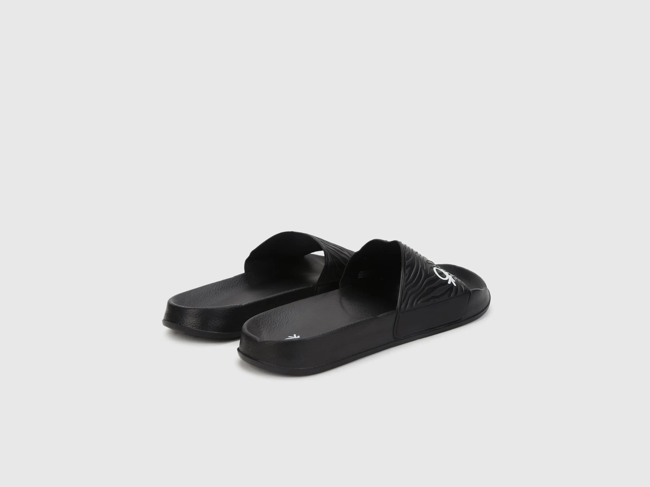 Men Self Design Slip-On Sliders