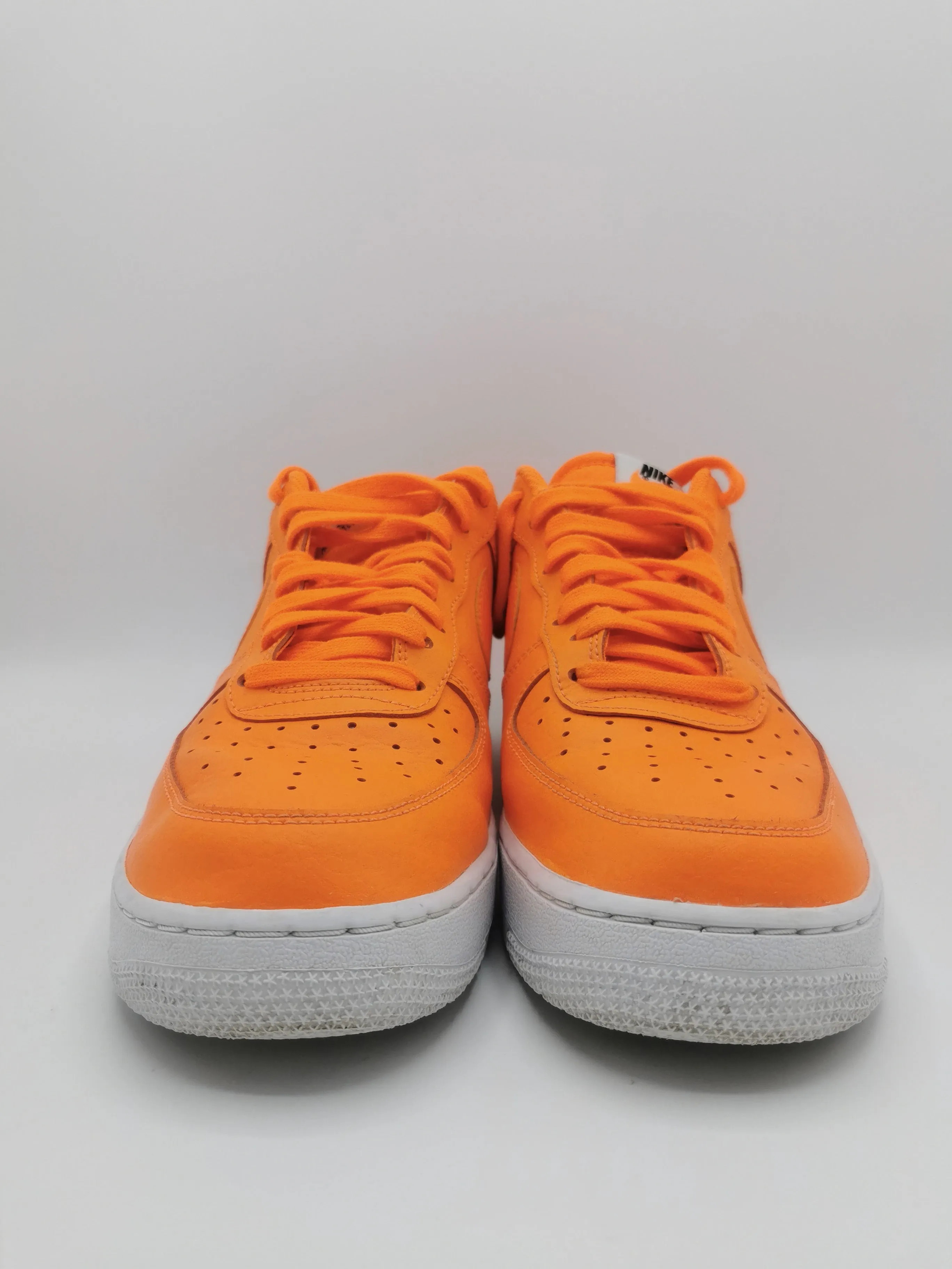 MEN'S SIZE 9 US - NIKE Air Force 1 Low 'Total Orange' EUC B60