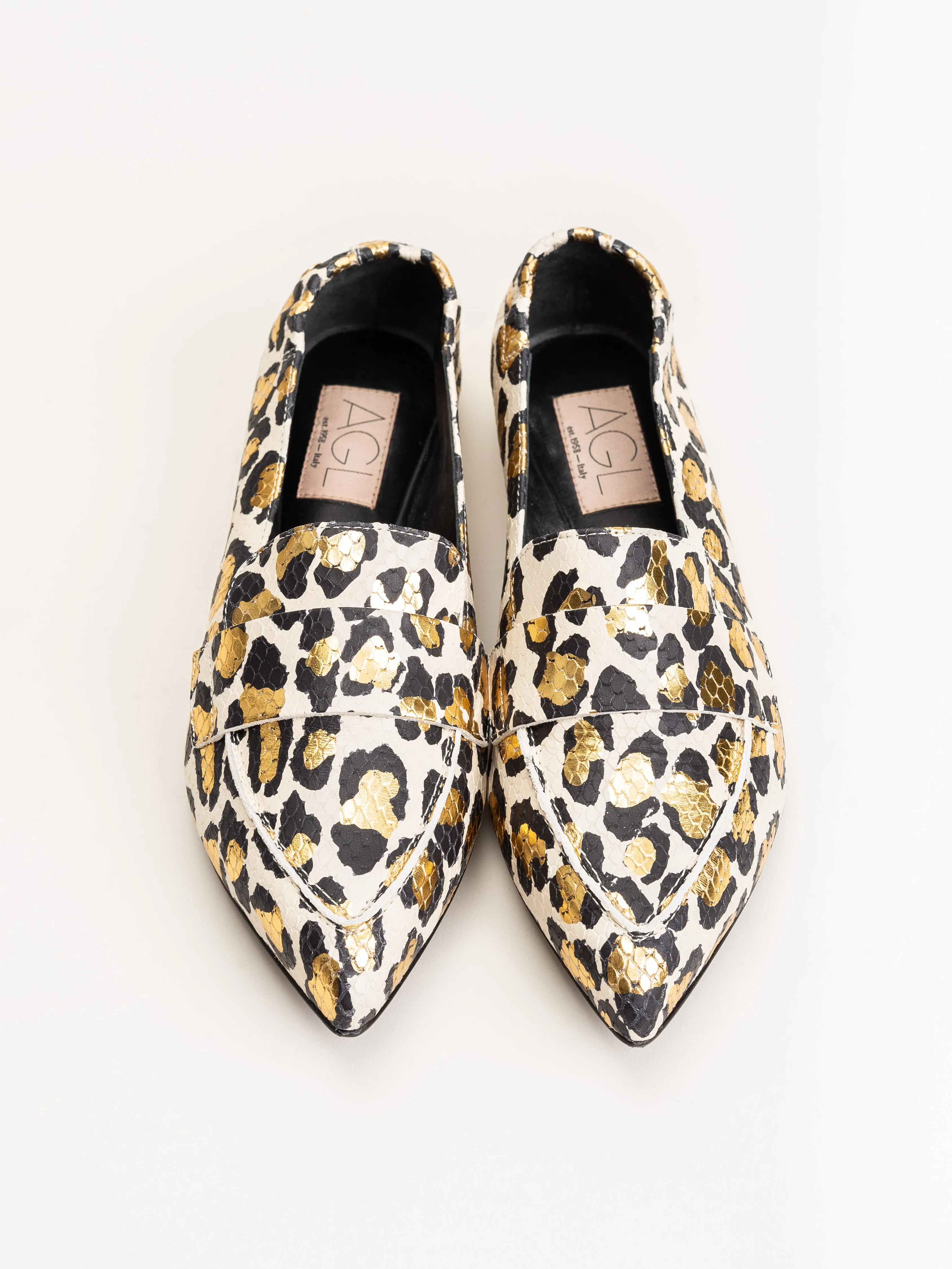 moccasin with keeper off white animal print