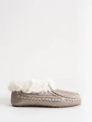 moccasin