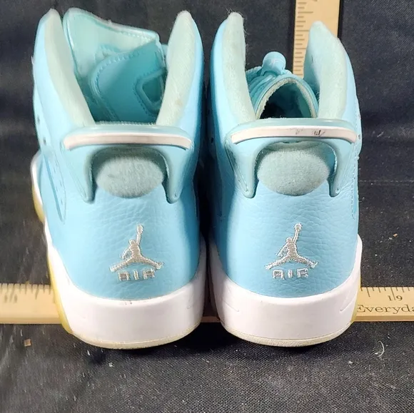 Nike Air Jordan 6 Retro Pantone GS Size 6Y Blue White 543390-407 Womens 7.5