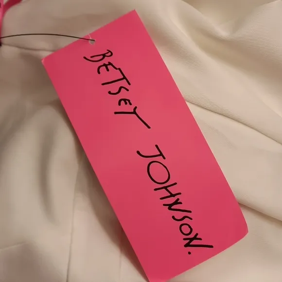 NWT, Betsey Johnson Bow Detail Scuba Dress in Vanilla Frosting