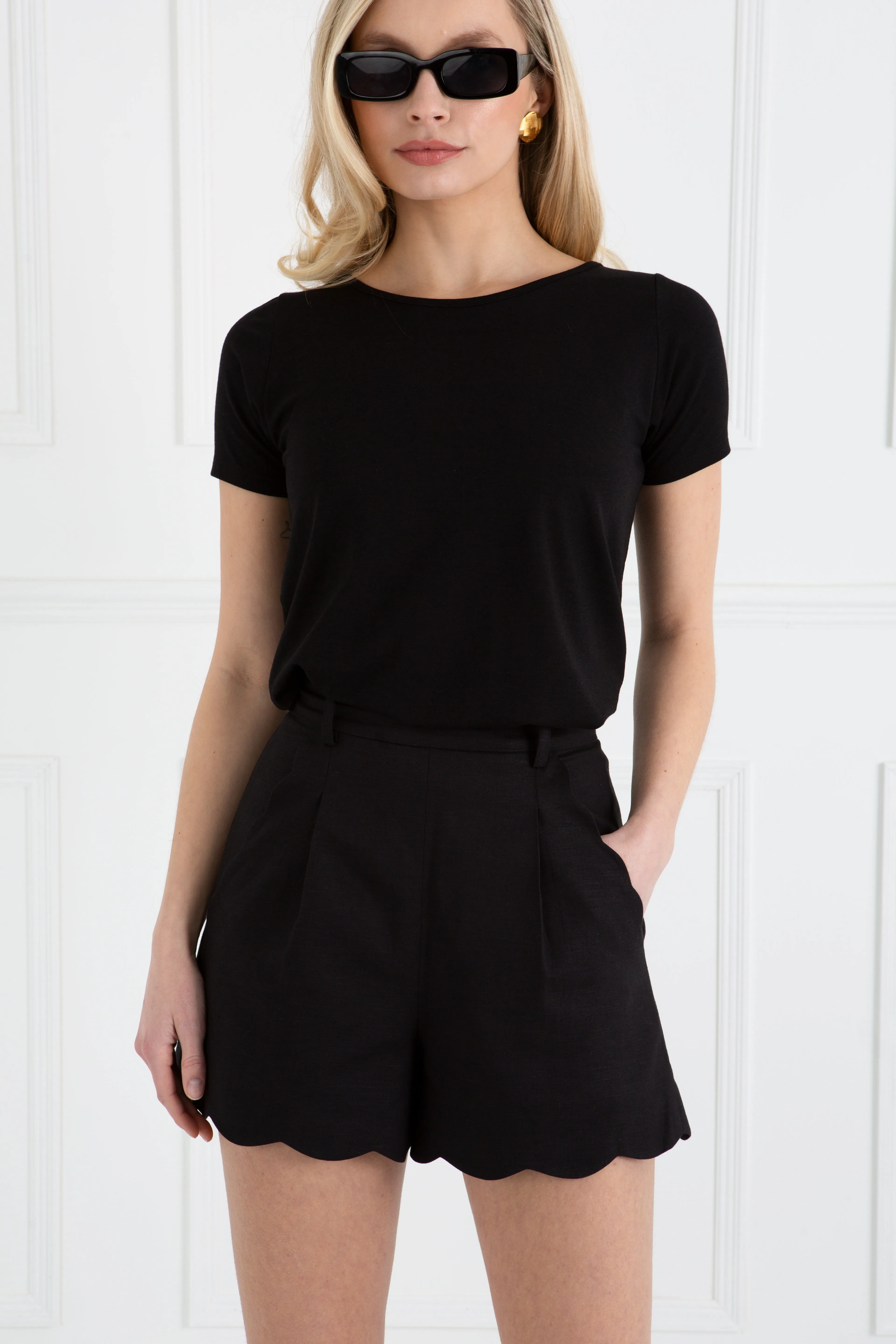 "The Holly" - Linen Shorts (Black)