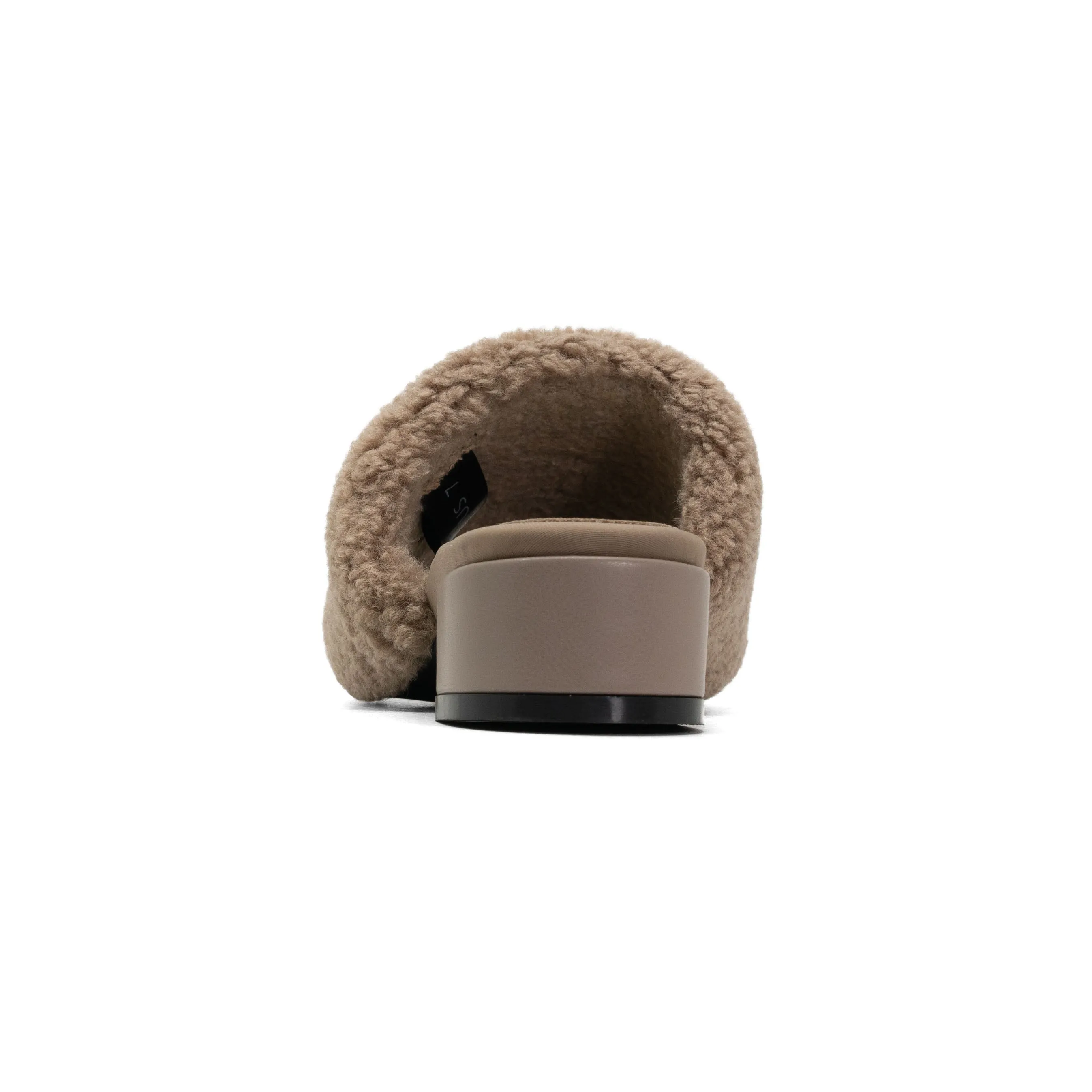 ROAM FUZZY SQUARE OAT FAUX SHEARLING
