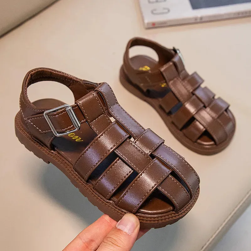 Simple British Style Black Versatile Hollow Out Boys and Girls Young Children Roman Shoes Non-slip Kids Fashion