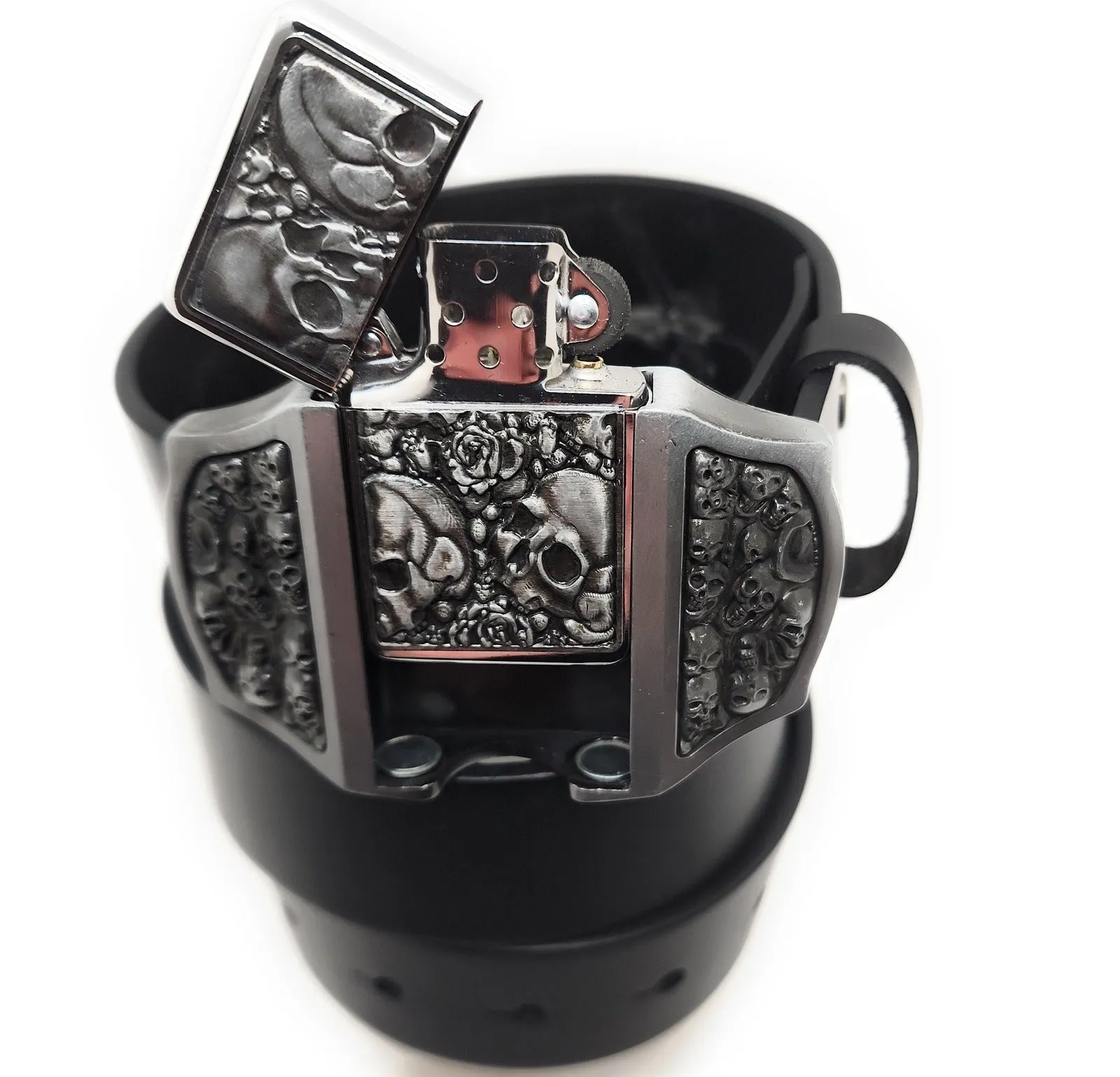 Skulls & Roses Lighter Buckle Leather Belt