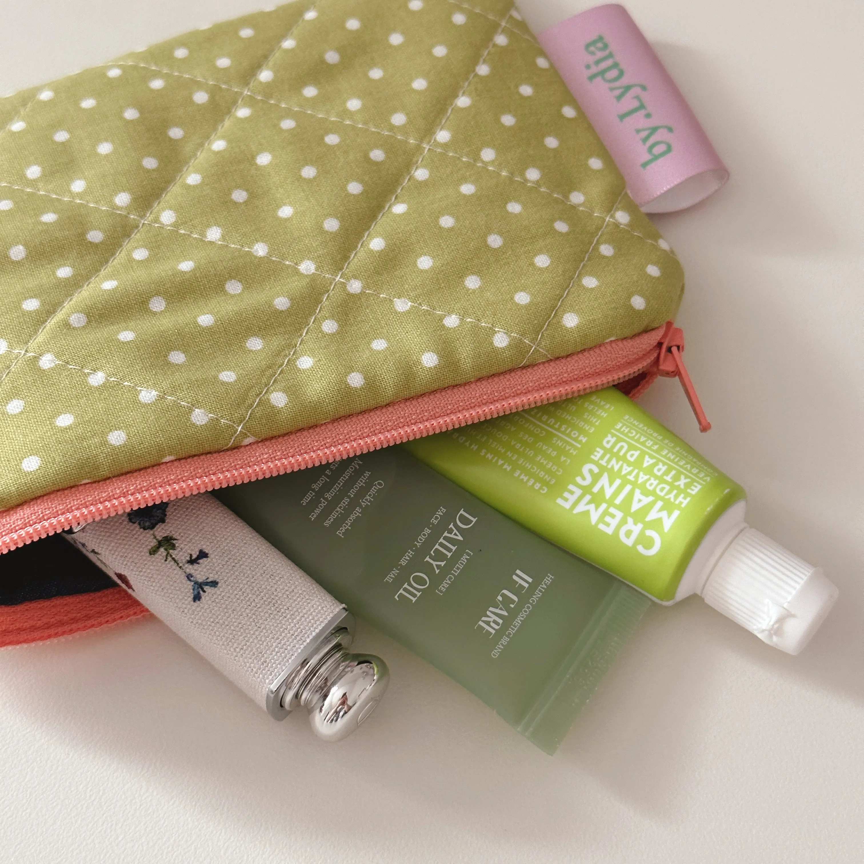 Small Flat Pouch - Matcha Polka