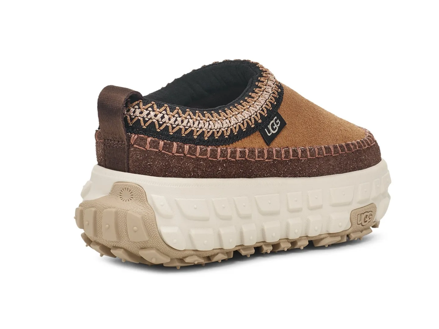 Ugg: Venture Daze in Chestnut/Ceramic