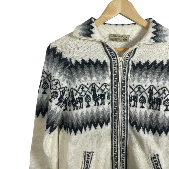 VINTAGE Peruvian Alpaca Wool Full Zip Eclectic Sweater Size S