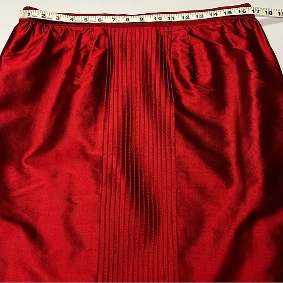 Vintage Womens 100% Silk Midi Skirt Size 12 M Straight Metallic Red Holiday Luxe