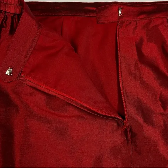 Vintage Womens 100% Silk Midi Skirt Size 12 M Straight Metallic Red Holiday Luxe