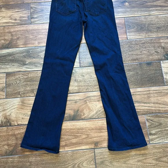 Women’s Paige Manhattan Boot Cut Jean in color Cinema size 28