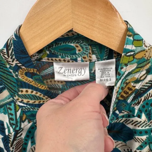 Zenergy Chicos Full Zip Jacket Womens 2 Large Blue Green Polyester Peacock Print